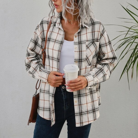 Plaid Button up Jacket Shacket Minimalist oversized - Picture 4 of 5